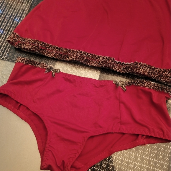 Red and Leopard Lingerie Set NWOT Size 34C - Picture 3 of 4